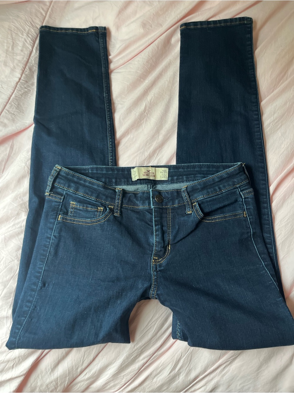 2000s style low rise Hollister skinny jeans